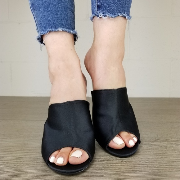 sale!! BAMBOO Black with clear heels - Picture 4 of 4